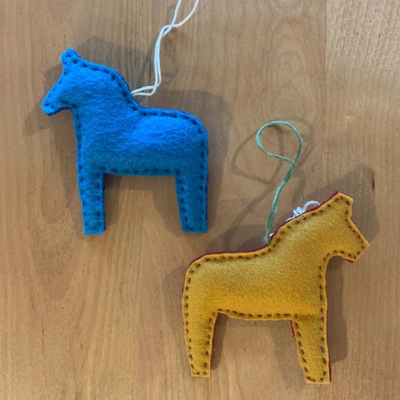 DALA HORSE Hand Embroidered Ornaments. NEW (Lot 8) - Picture 3 of 4